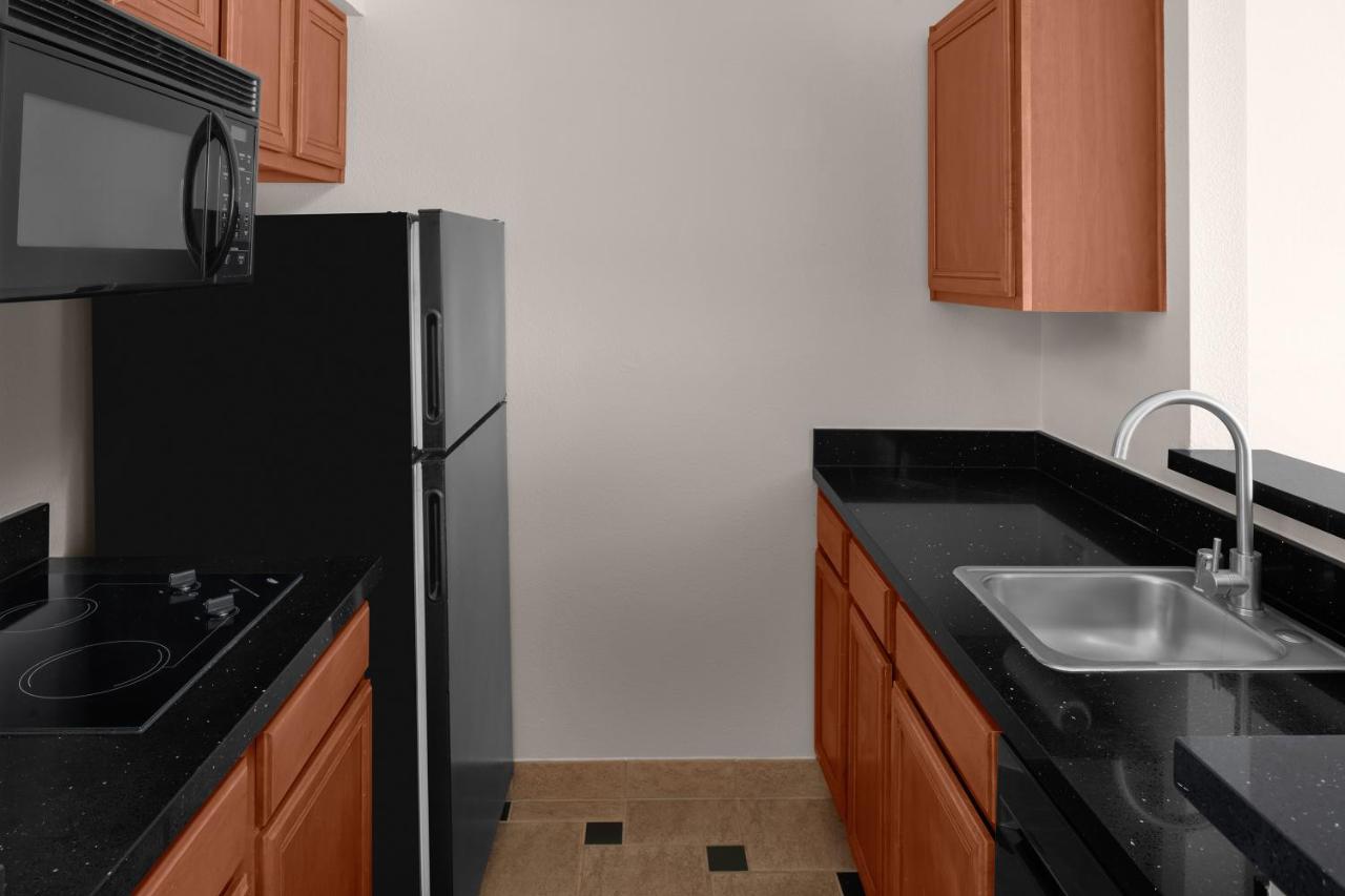 | Larkspur Landing Sunnyvale - An All-Suite Hotel