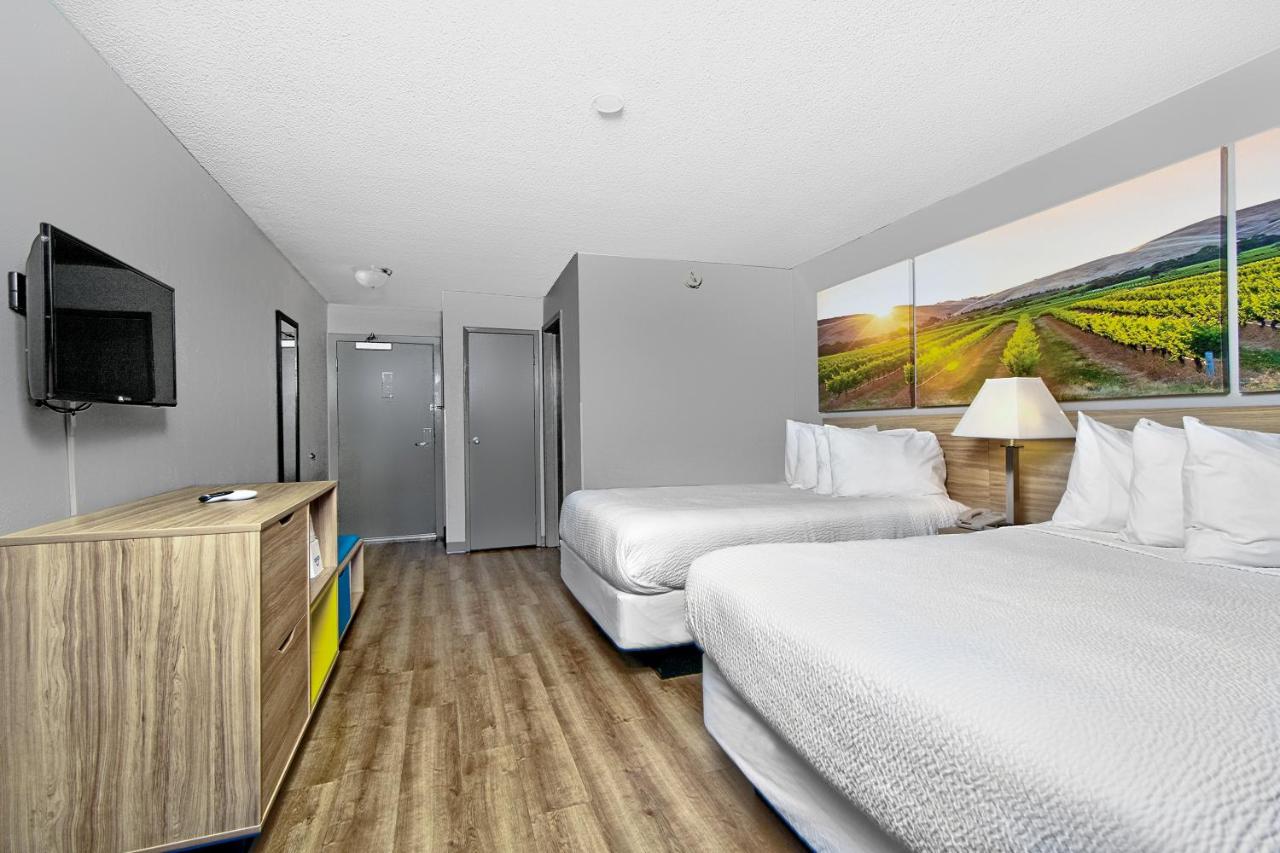 Double Room with Two Double Beds - Non-Smoking at Days Inn by Wyndham Novato/San Francisco