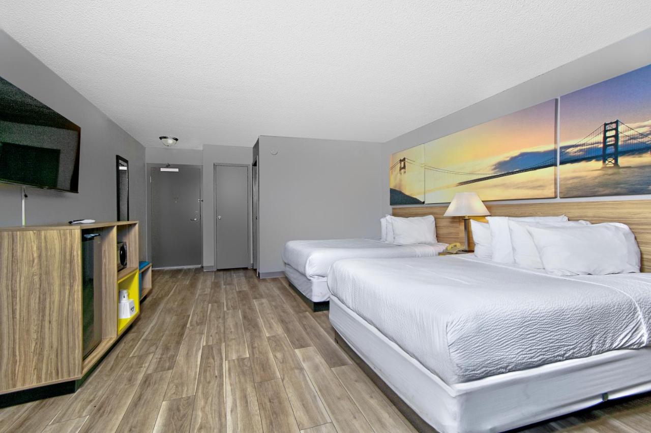 Queen Room with Two Queen Beds - Non-Smoking at Days Inn by Wyndham Novato/San Francisco