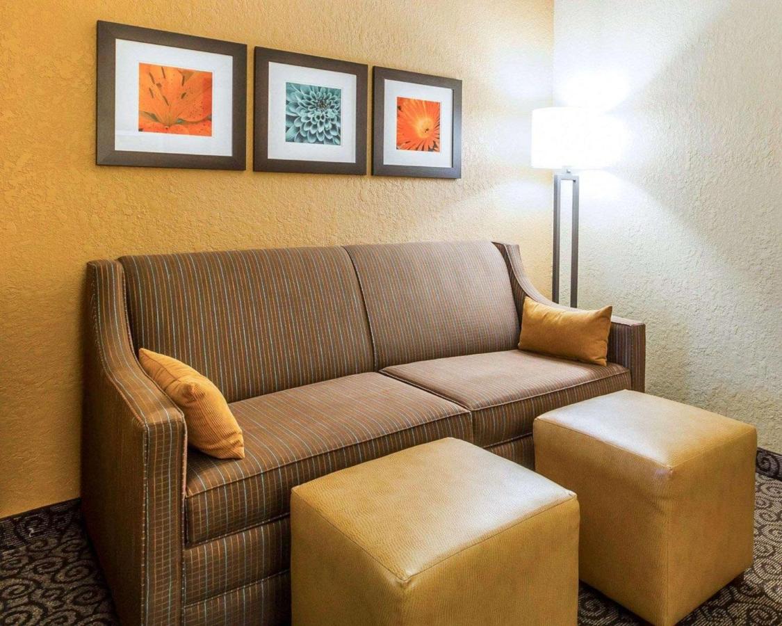 Two Queen Suite with Sofa Bed at Comfort Suites Ramsey