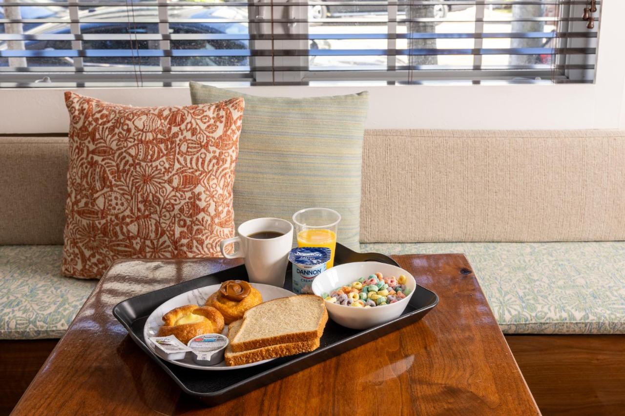 | Riviere South Beach Hotel