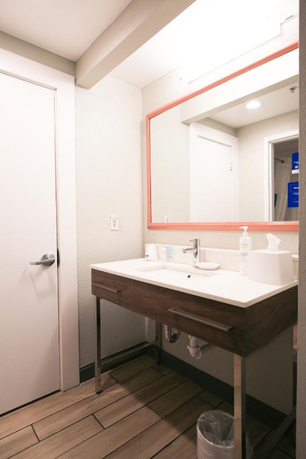 | Hampton Inn Bordentown