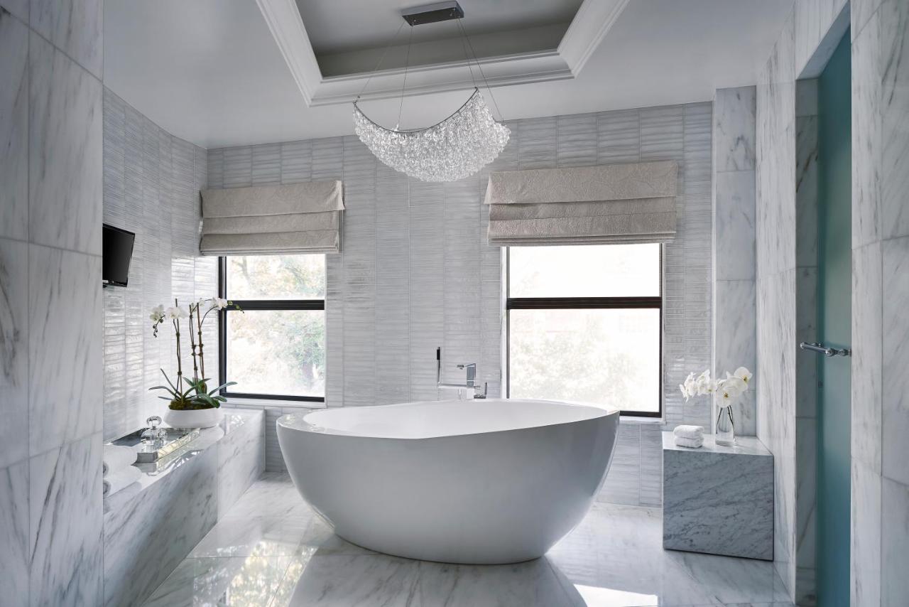 | Four Seasons Washington DC
