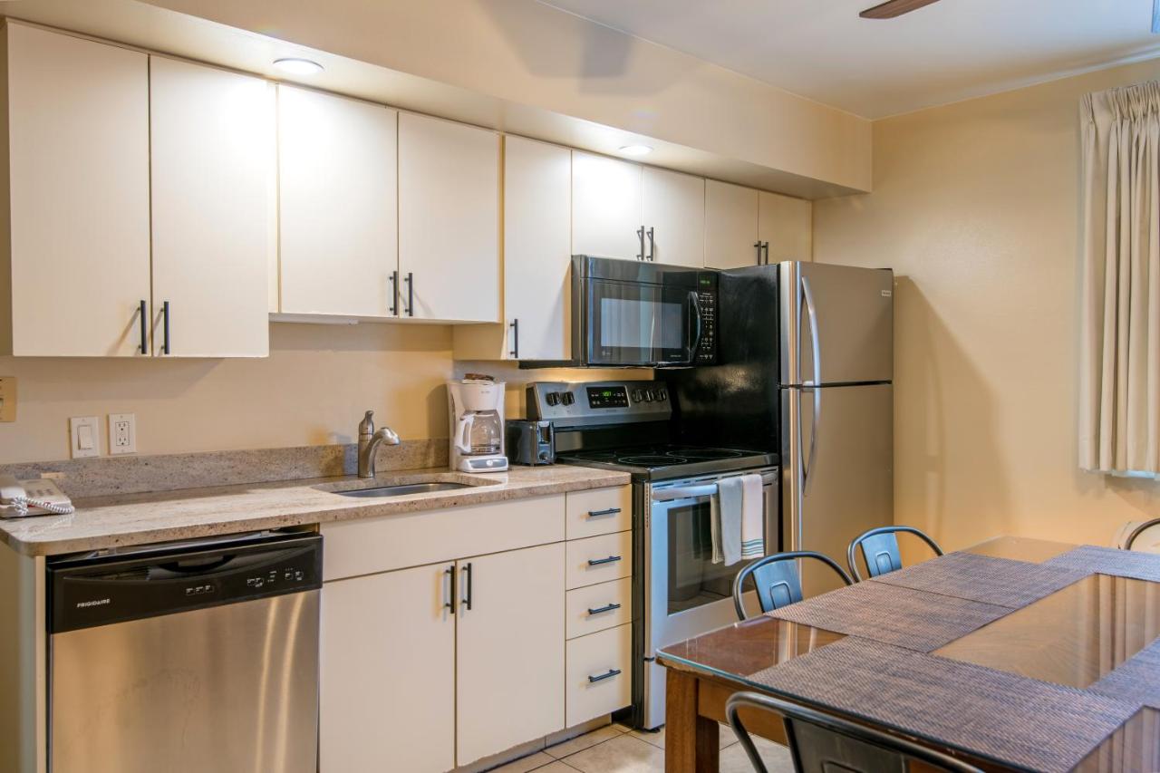 | Glenwood Springs Cedar Lodge
