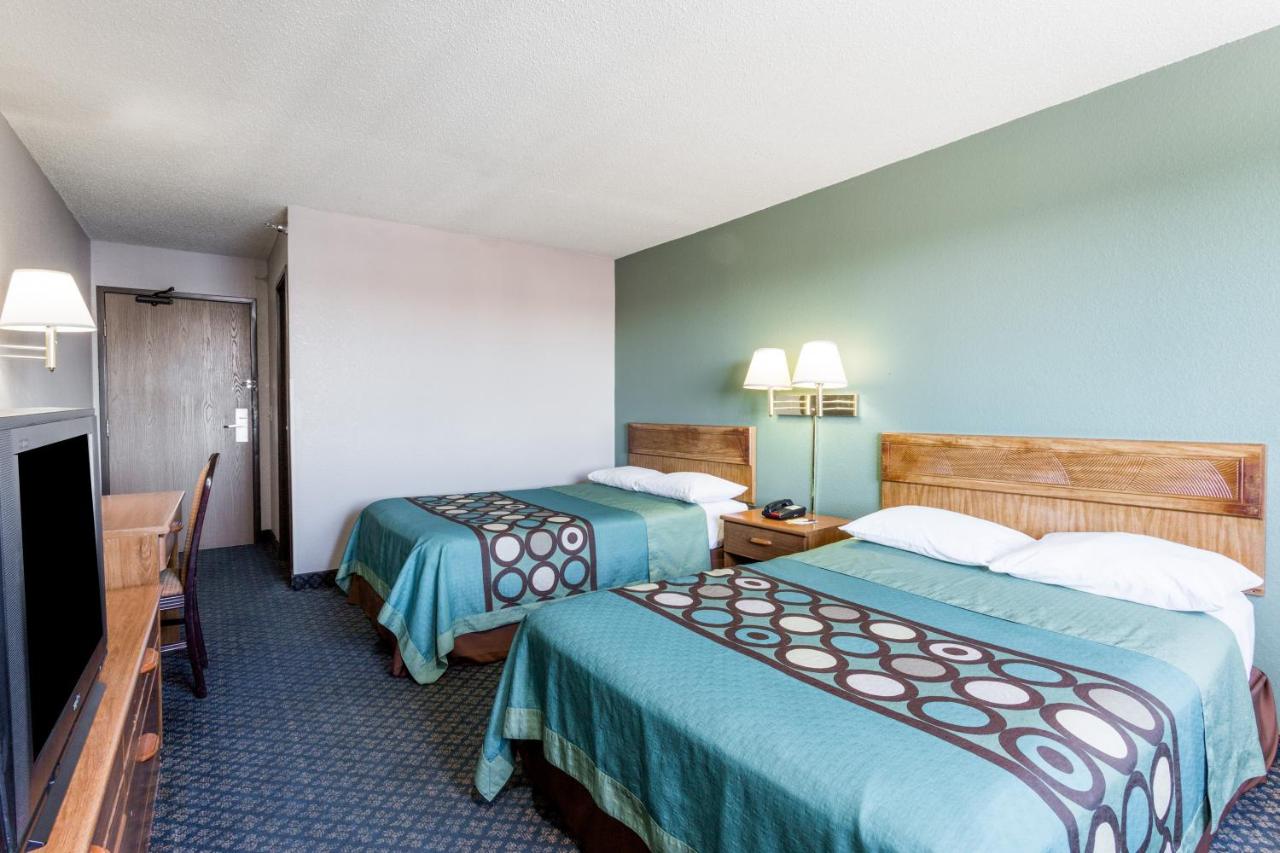 Deluxe Double Room with Two Double Beds - Non-Smoking at Super 8 by Wyndham Richmond Midlothian Turnpike