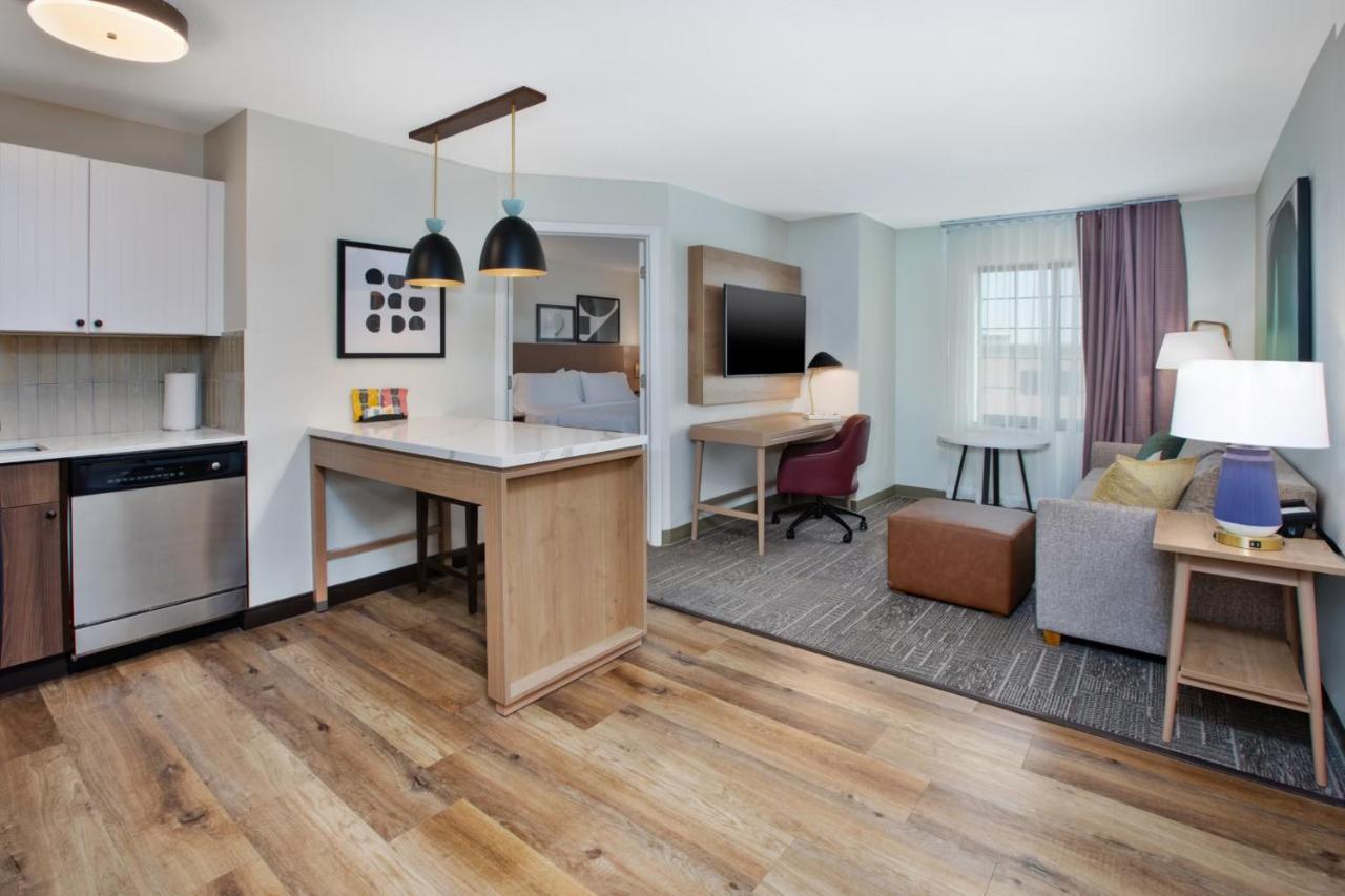  | Staybridge Suites Omaha 80th And Dodge, an IHG Hotel