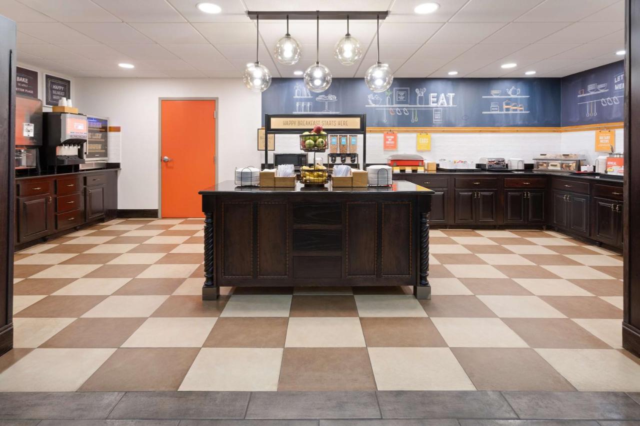 | Hampton Inn & Suites Wells-Ogunquit
