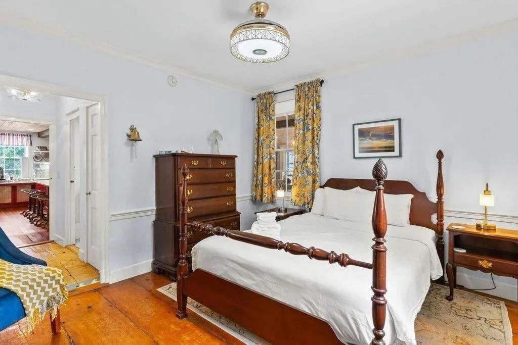  | William's Grant Inn Bed and Breakfast