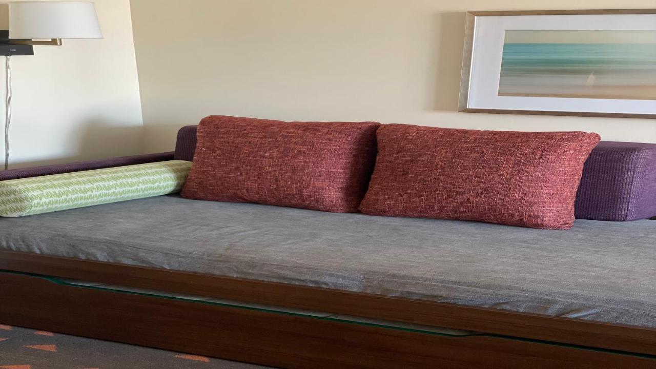 | Holiday Inn Kalamazoo West, an IHG Hotel