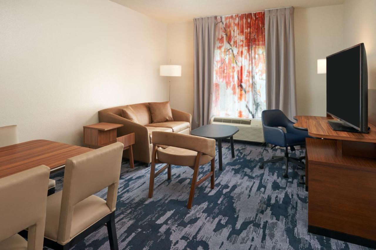 Executive King Suite at Fairfield Inn & Suites Orlando Int'l Drive/Convention Center