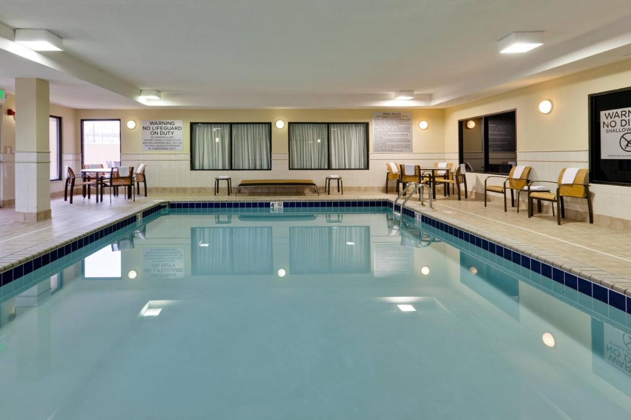  | Courtyard by Marriott Chicago Southeast/Hammond