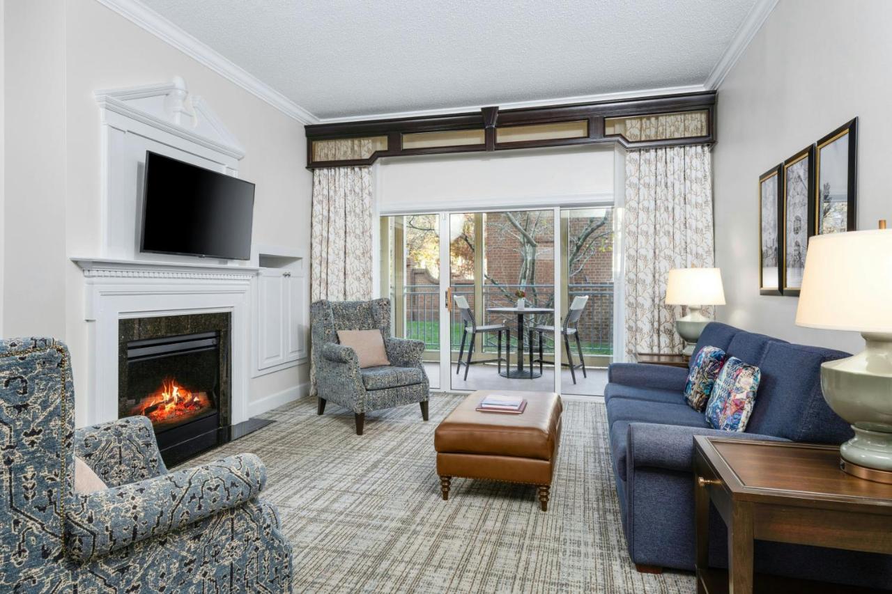 | Marriott's Manor Club at Ford's Colony
