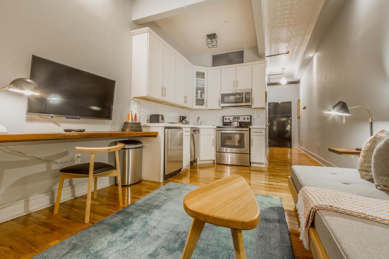 Deluxe Loft Suite with Kitchenette at Franklin Guesthouse