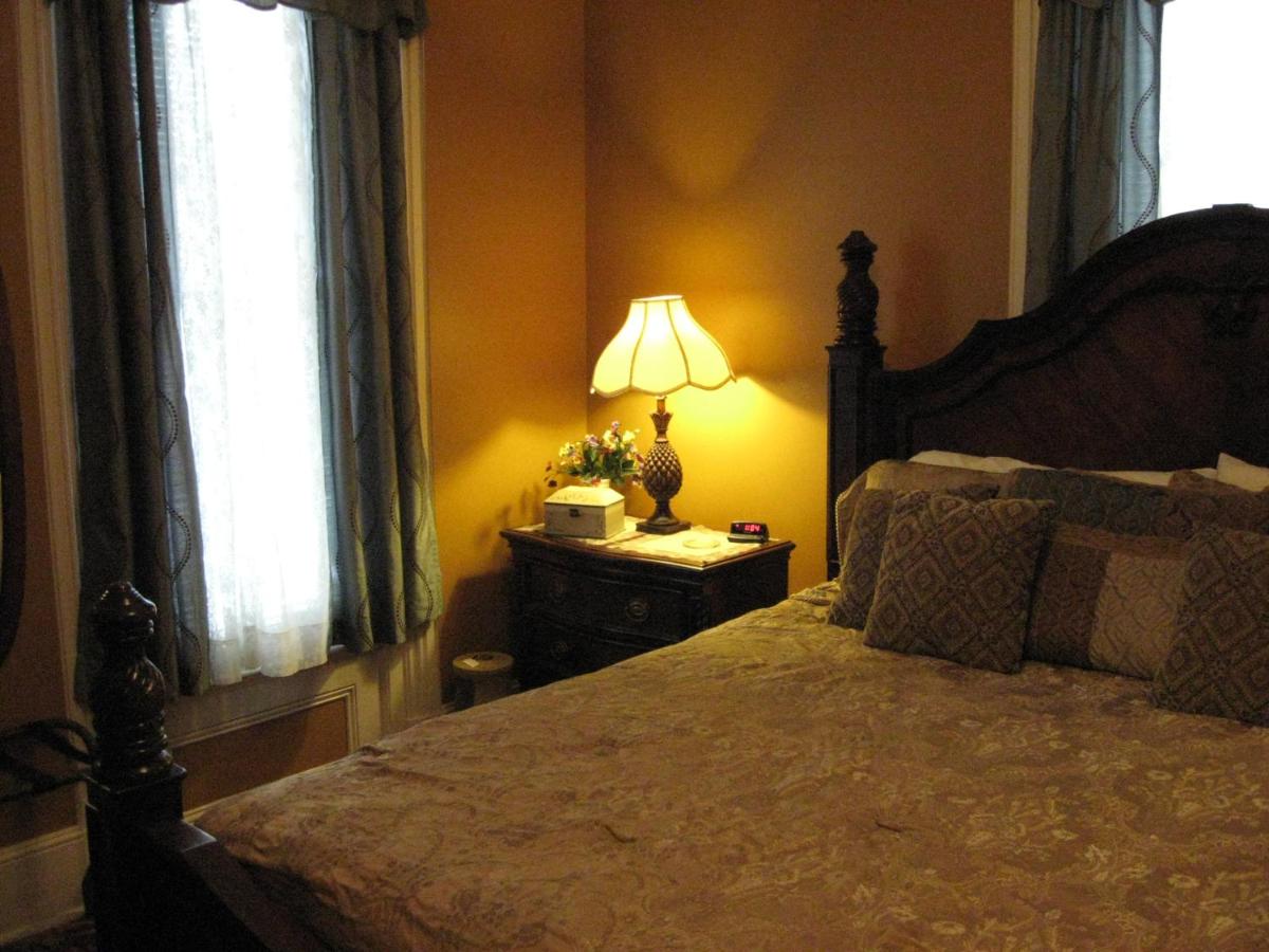  | Bayberry House Bed and Breakfast