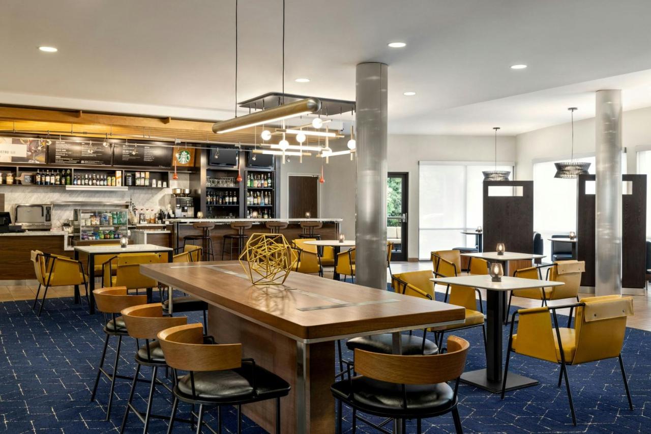  | Courtyard by Marriott Burlington Mt. Holly Westampton