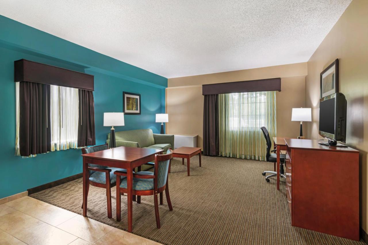 King Room with Sofa Bed - Non-Smoking at Best Western Plus Plattsburgh