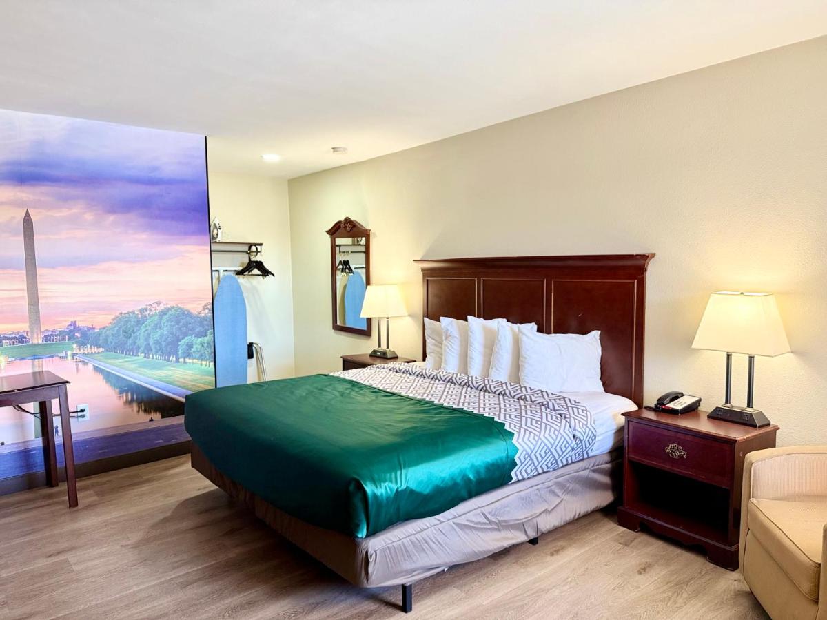  | Governor House Inn Arlington/Falls Church