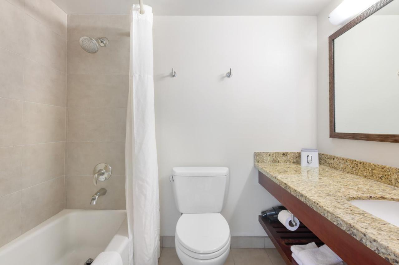 Room #7671923 at Park Shore Waikiki