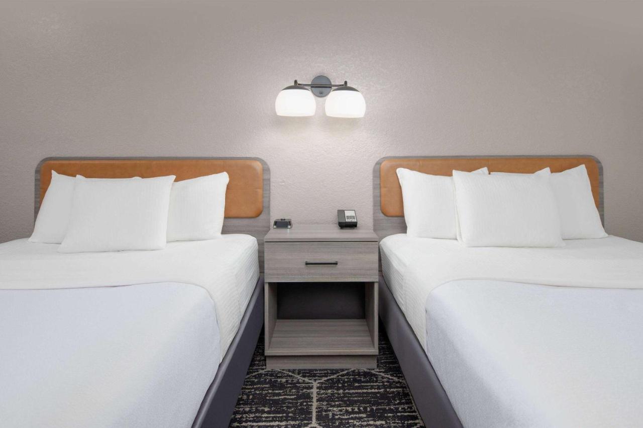 Double Room with Two Double Beds at Super 8 by Wyndham El Dorado