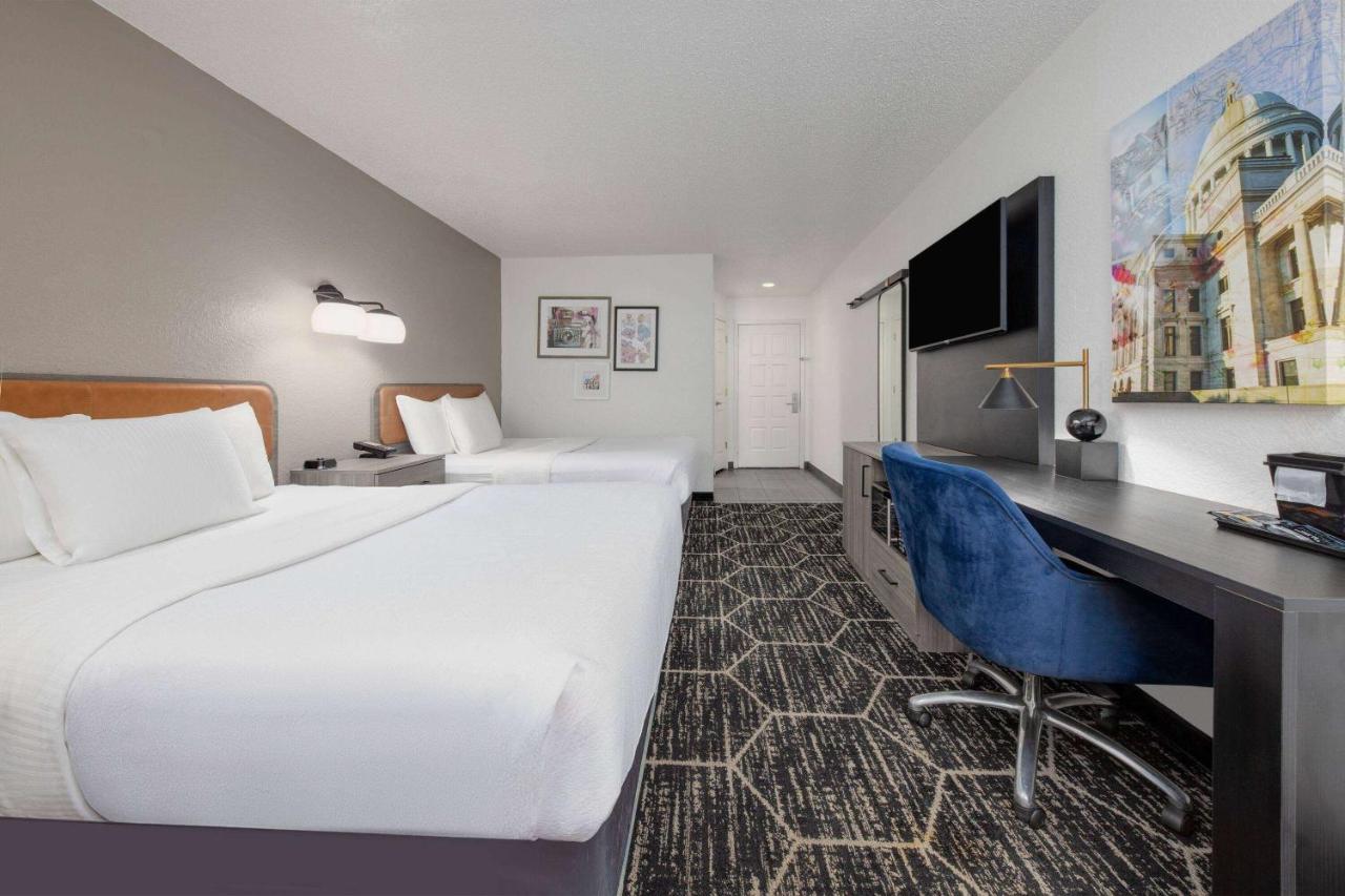 Double Room with Two Double Beds at Super 8 by Wyndham El Dorado
