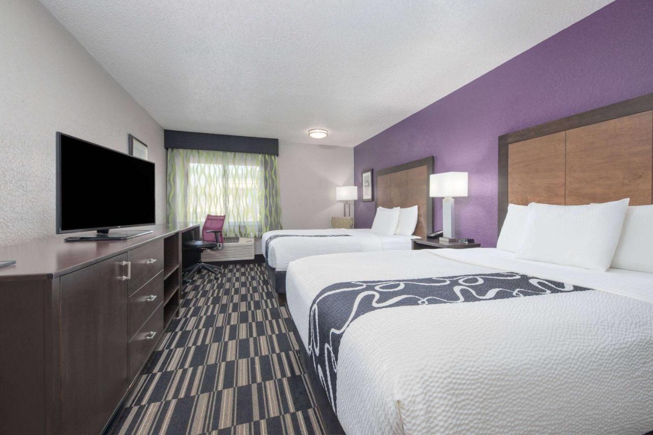 Double Room with Two Double Beds at Super 8 by Wyndham El Dorado