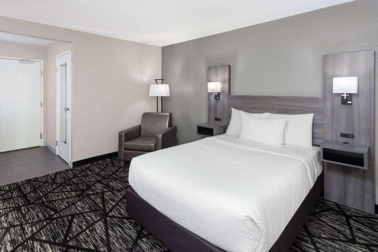 Double Room - Disability Access at La Quinta Inn by Wyndham Cleveland Independence