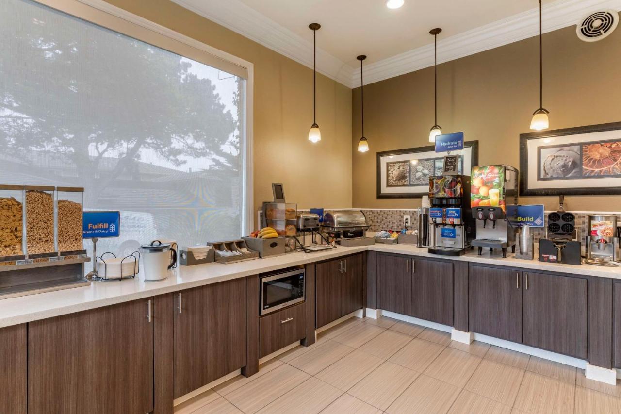 | Best Western Carmel's Town House Lodge