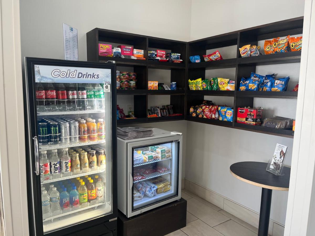 | Holiday Inn Express Henderson, an IHG Hotel