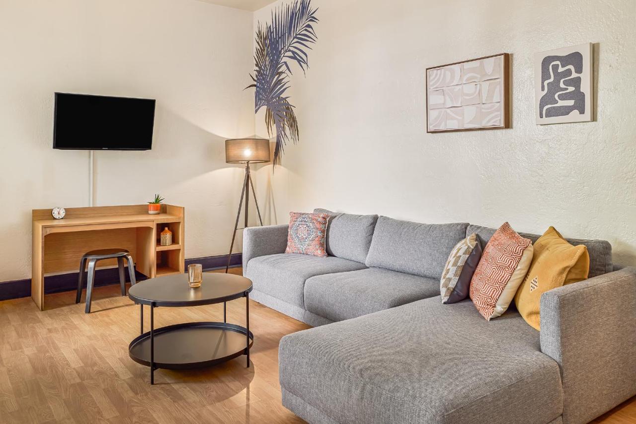 Private Suite (4 Adults) at Freehand Miami