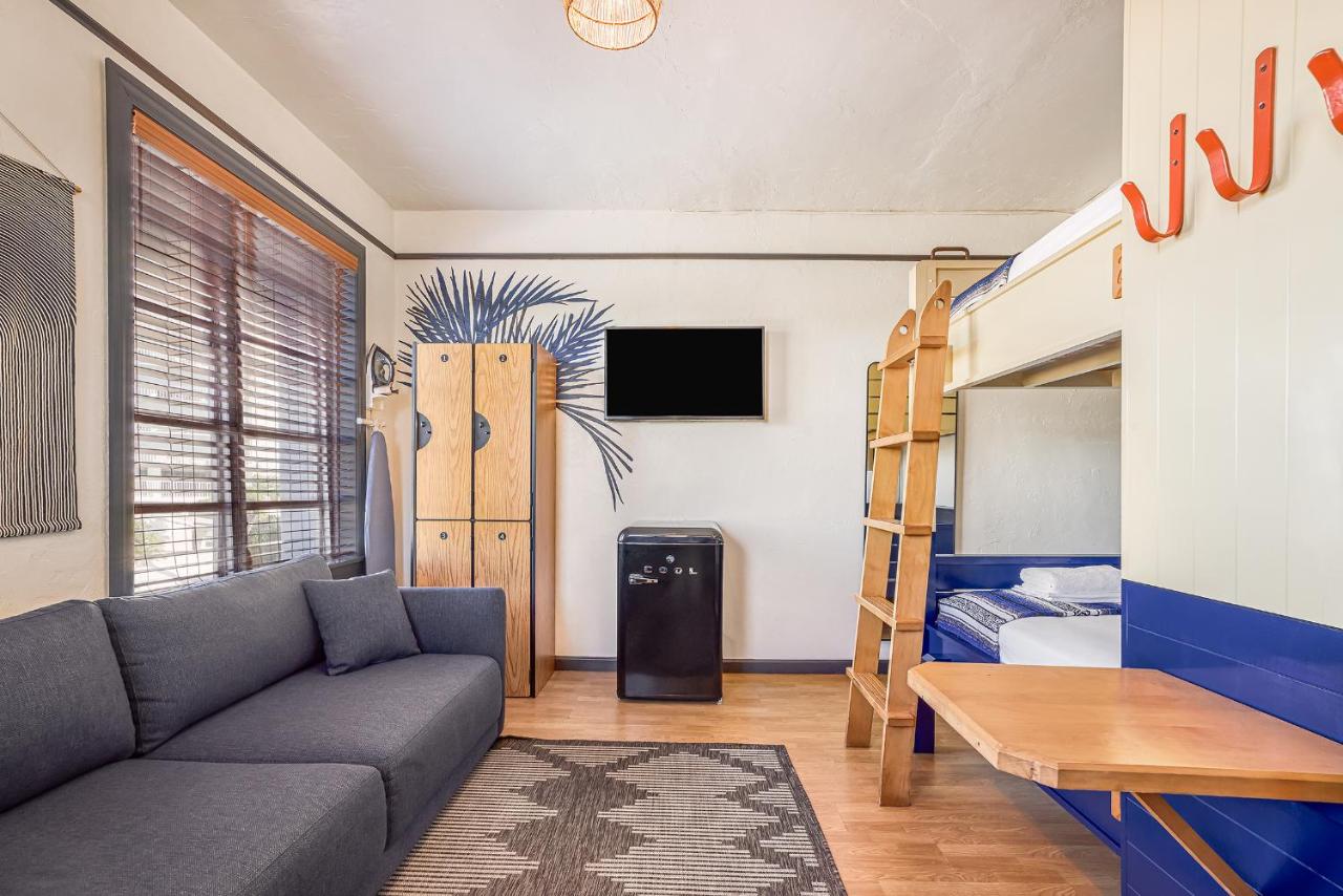 Private Premium Quadruple Room at Freehand Miami
