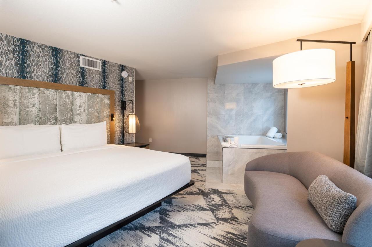 | Silver Cloud Hotel - Seattle Broadway