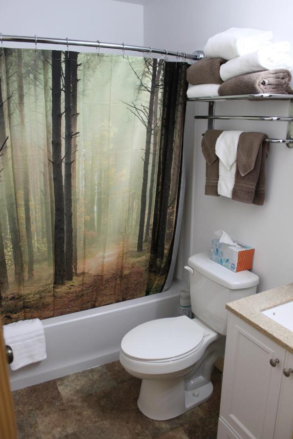 | Susitna River Lodging, Backwoods Cabins