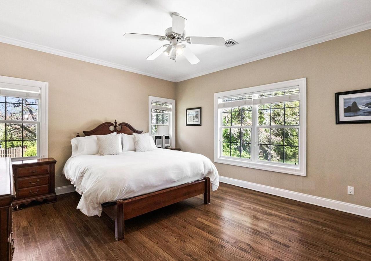 | Villa Skylar