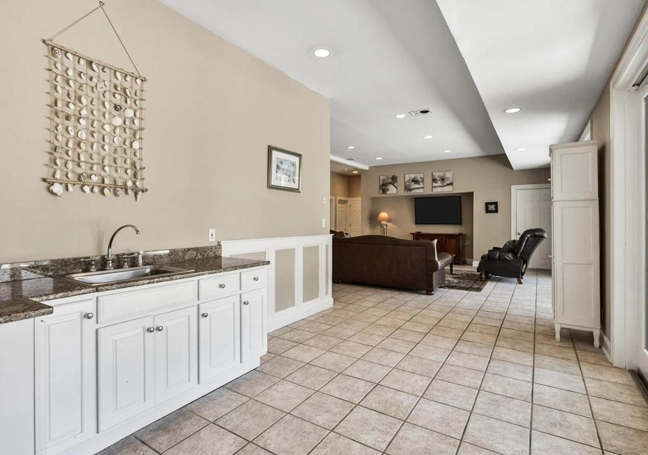 | Villa Skylar