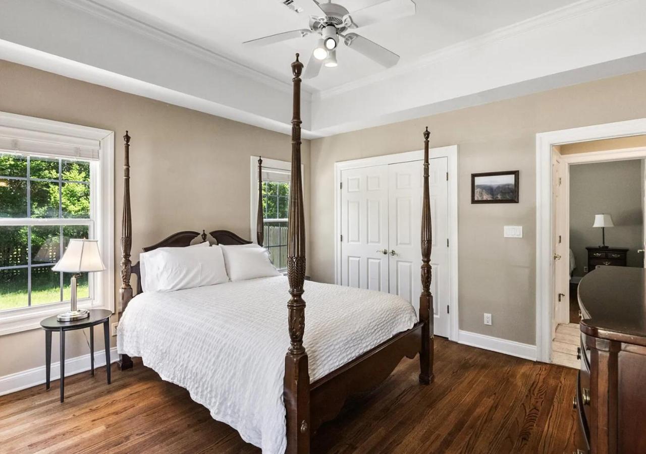 | Villa Skylar