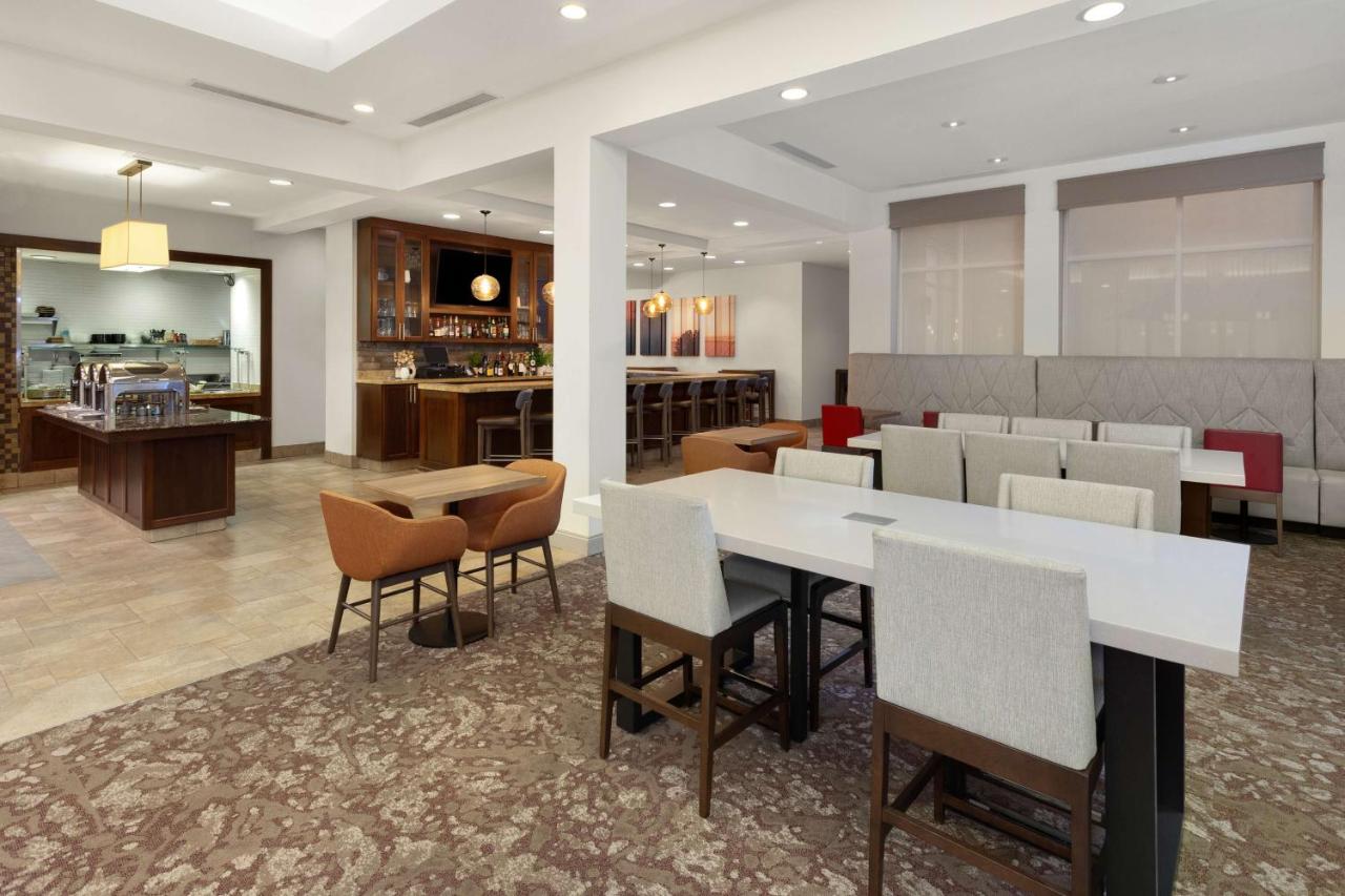 | Hilton Garden Inn Valley Forge/Oaks