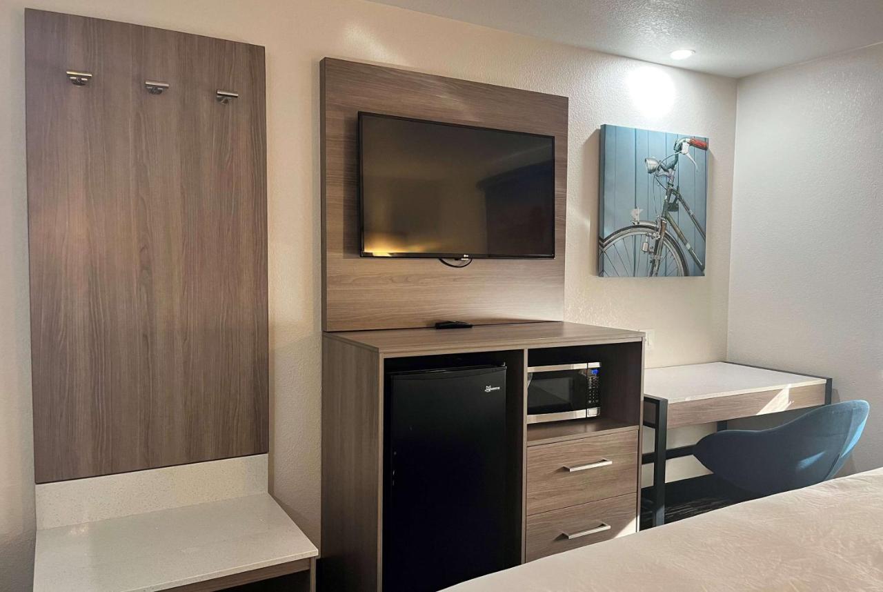 Room #48997207 at Baymont by Wyndham Indianapolis Northeast