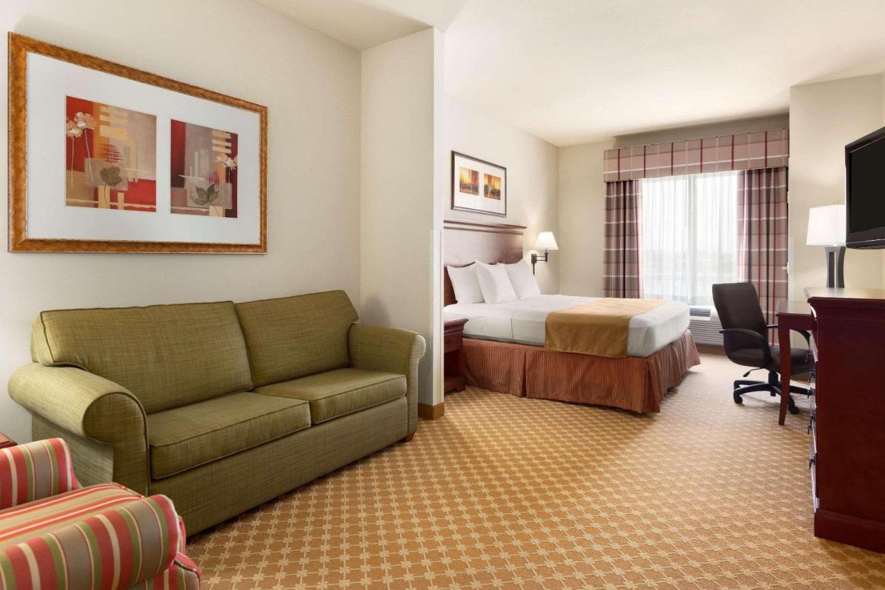 Studio King Suite with Sofa Bed - Non-Smoking at Country Inn & Suites by Radisson, Tifton, GA