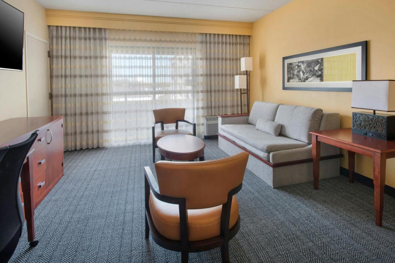  | Courtyard by Marriott Mt. Laurel