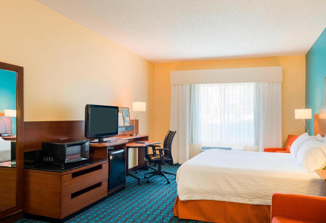 | Fairfield Inn by Marriott Allentown Bethlehem/Lehigh Airport