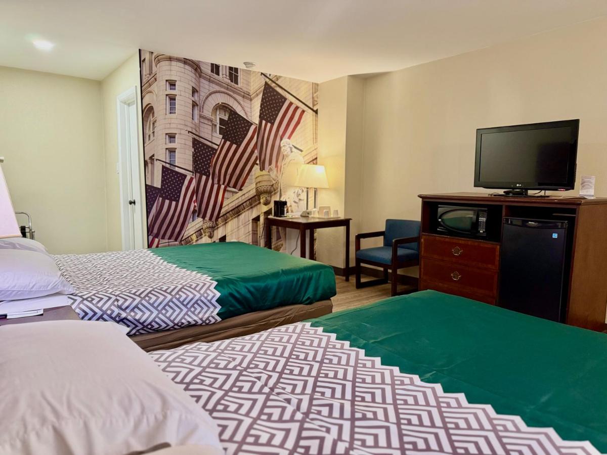  | Governor House Inn Arlington/Falls Church