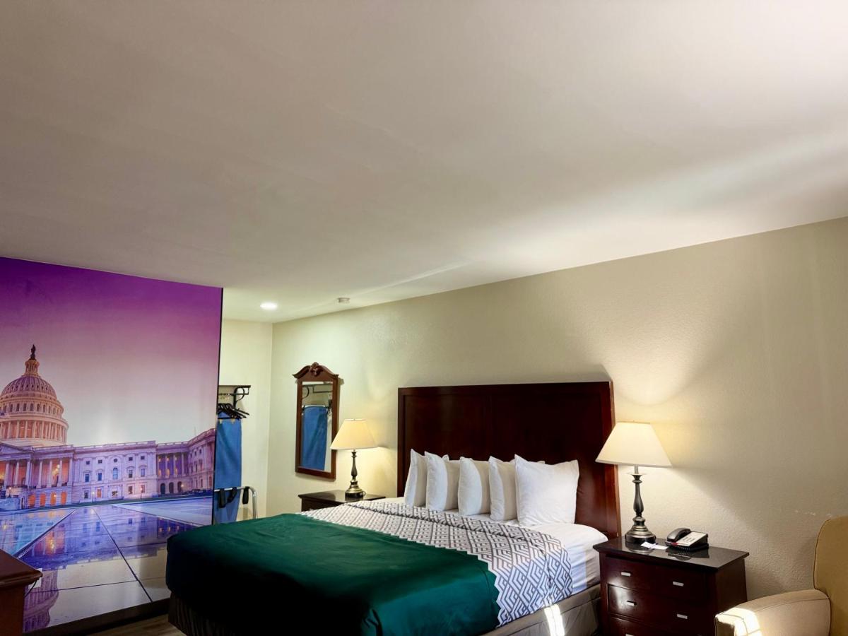  | Governor House Inn Arlington/Falls Church