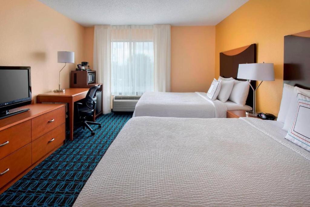 | Fairfield Inn & Suites Verona