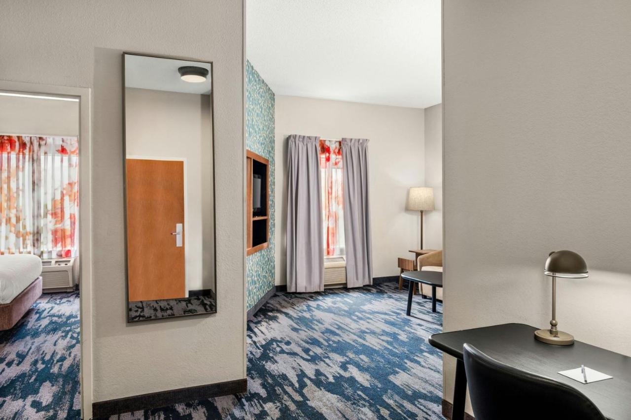 | Fairfield Inn & Suites by Marriott Birmingham Fultondale/I65