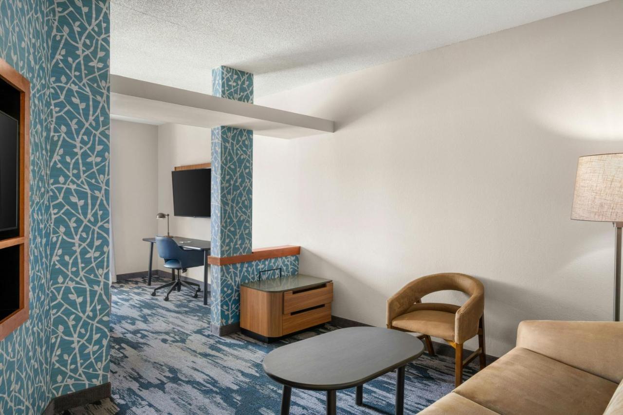| Fairfield Inn & Suites by Marriott Birmingham Fultondale/I65