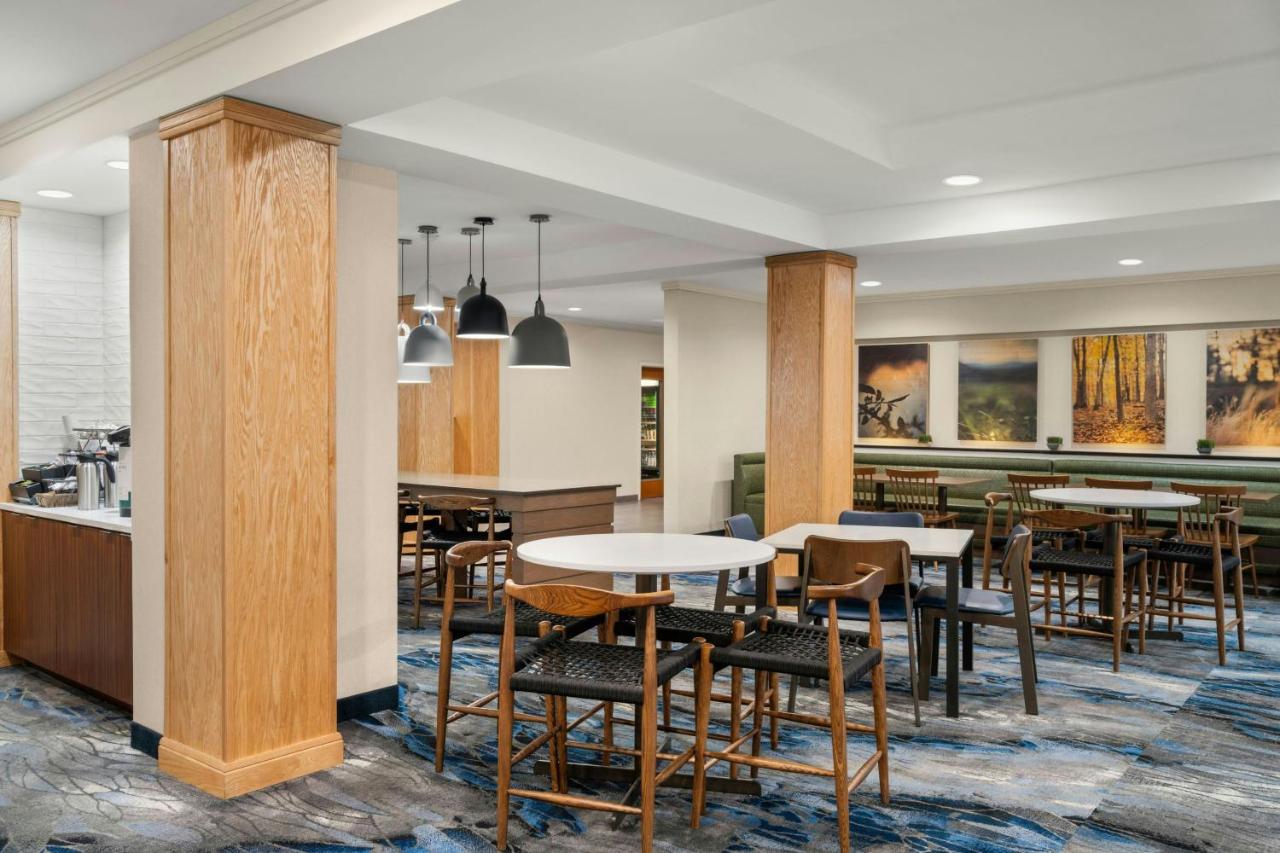 | Fairfield Inn & Suites by Marriott Birmingham Fultondale/I65