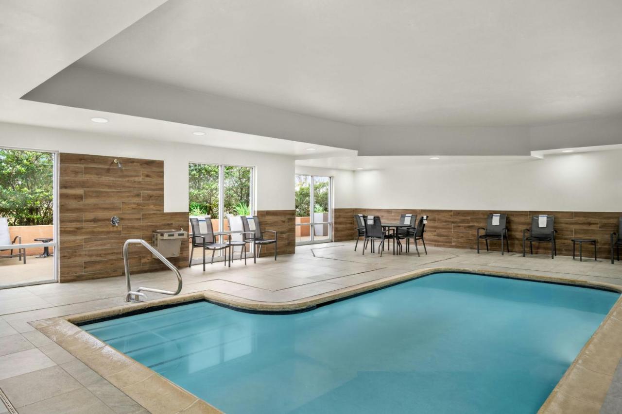 | Fairfield Inn & Suites by Marriott Birmingham Fultondale/I65