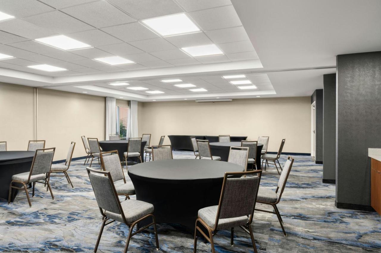 | Fairfield Inn & Suites by Marriott Birmingham Fultondale/I65