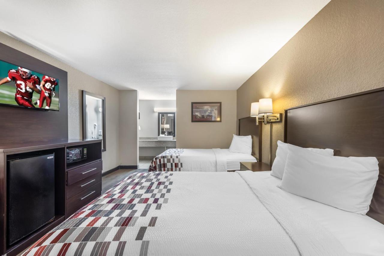 Deluxe Double Room with Two Double Beds - Disability Access/Non-Smoking at Red Roof Inn Ft Pierce