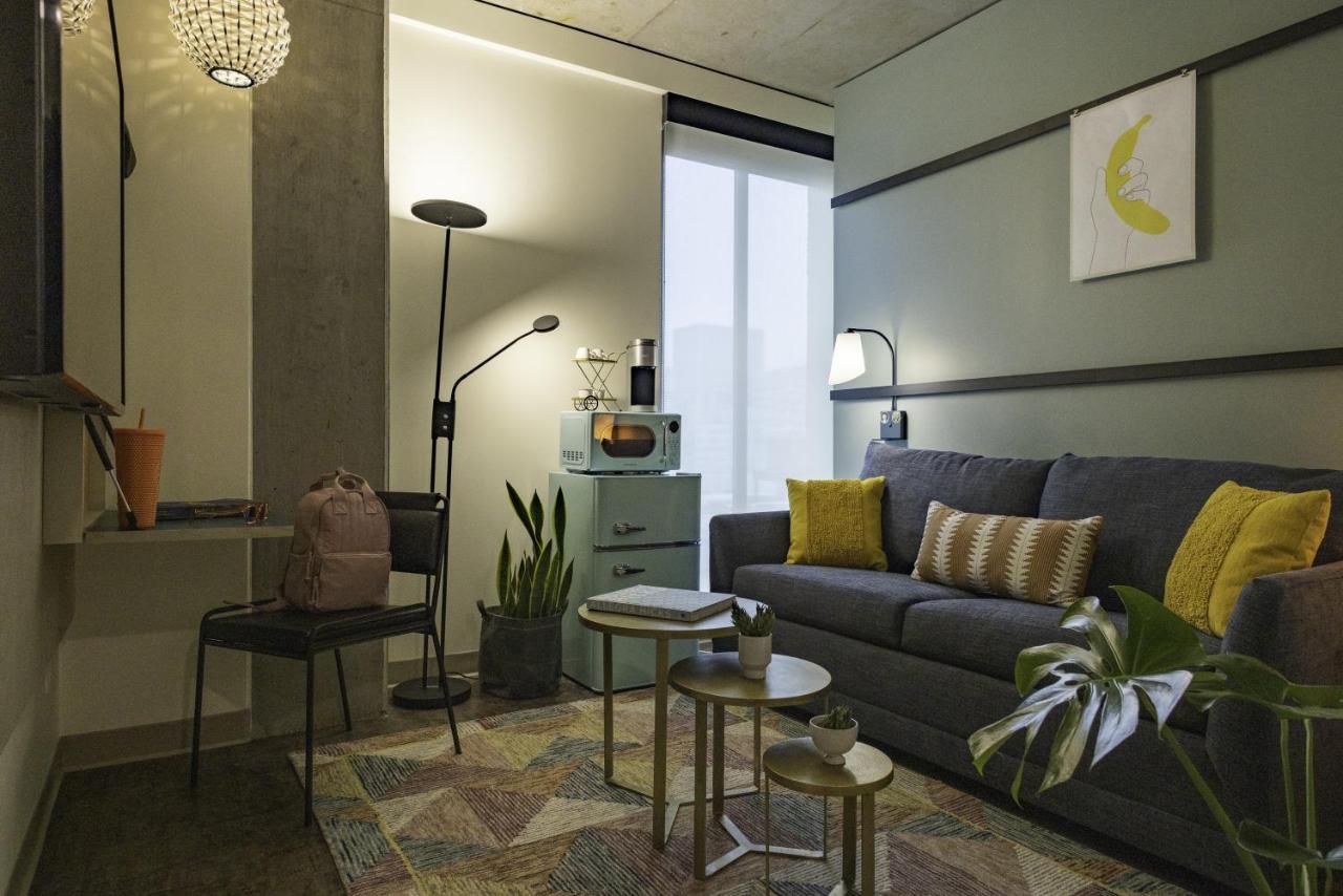 One-Bedroom Parlor Suite at Moxy Portland Downtown
